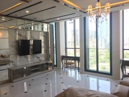 Bangkok Condo Apartment For Rent in Ploenchit Sukhumvit Stylish Condo