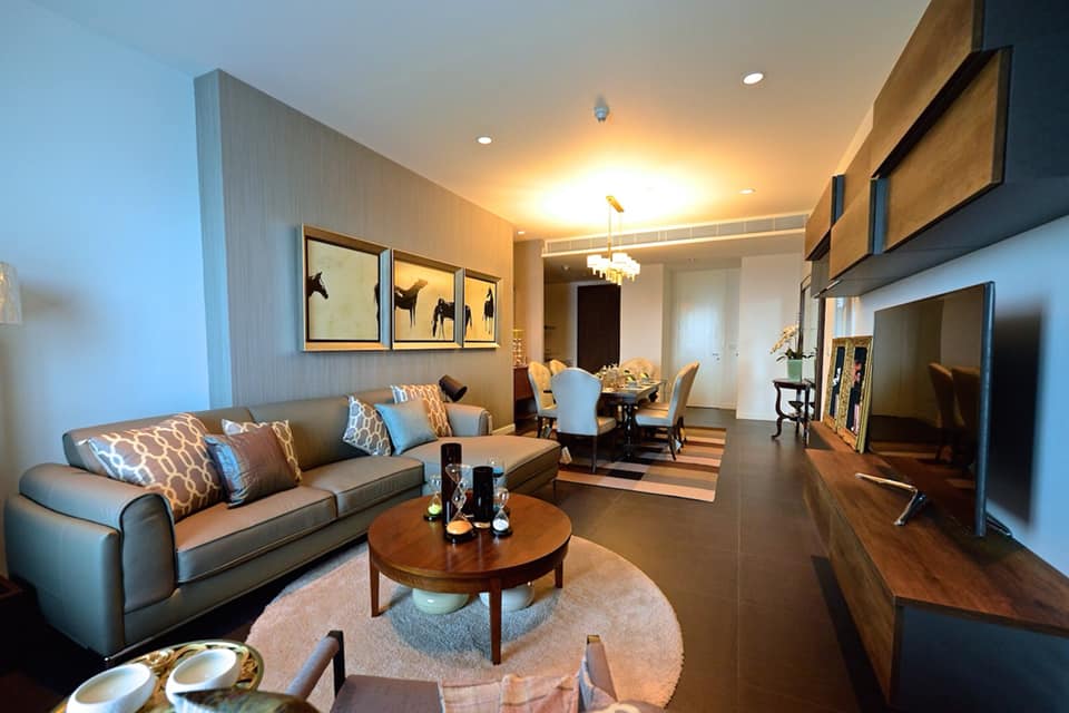 Bangkok Property Condo Apartment House Real Estate For Rent in Ratchadamri View & Corner Unit