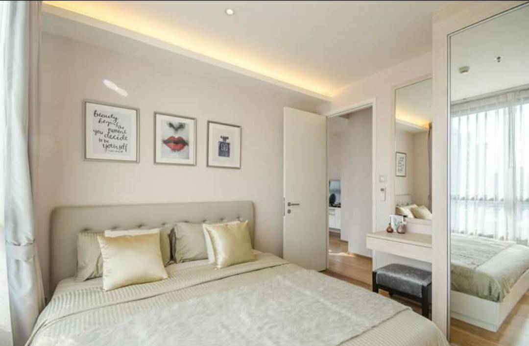 Bangkok Property Condo Apartment House Real Estate For Rent in Phrom Phong Sukhumvit Sweet & Bright Unit