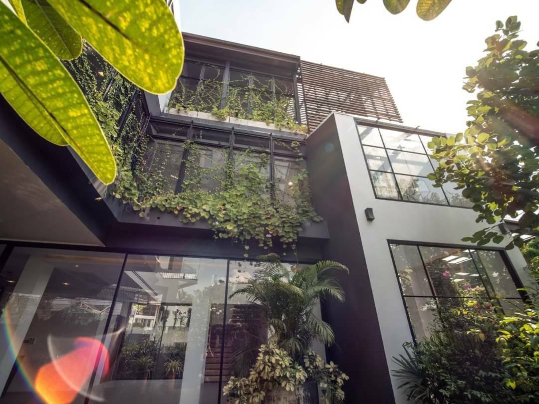 Bangkok Property Condo Apartment Real Estate For Sale in Phra Khanong Sukhumvit Brand-New House w/Pool